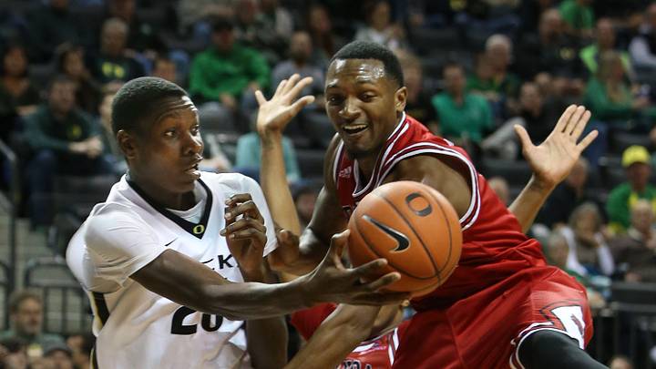 Benjamin scores 25 as No. 21 Oregon beats Arkansas State Benjamin scores 25 as No. 21 Oregon beats Arkansas State