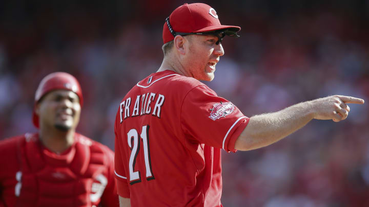 Cozart's double rallies Reds over depleted Nationals 8-5