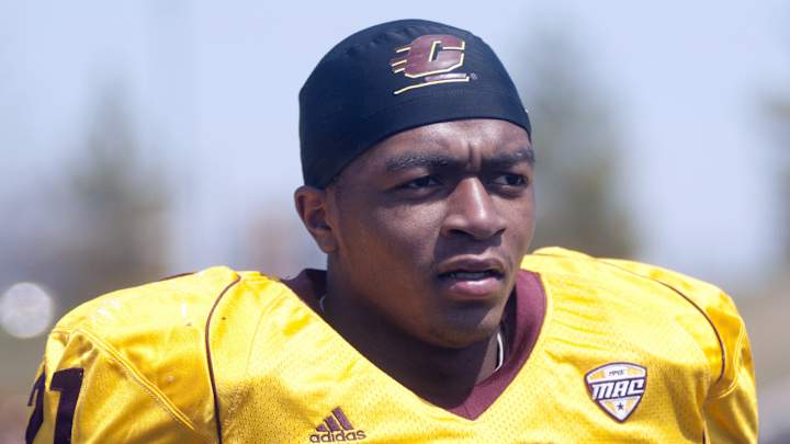 Derrick Nash, Central Michigan player with leukemia, dies Derrick Nash, Central Michigan player with leukemia, dies