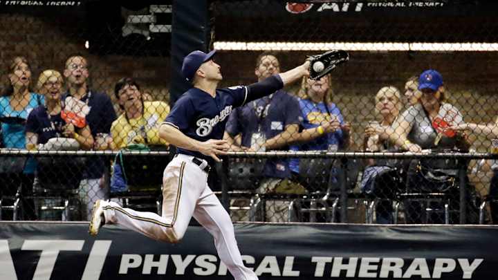 Nelson leads Brewers past Pirates 7-4