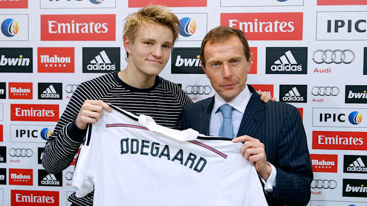 Real Madrid presents newest signing: 16-year-old Martin Odegaard Real Madrid presents newest signing: 16-year-old Martin Odegaard