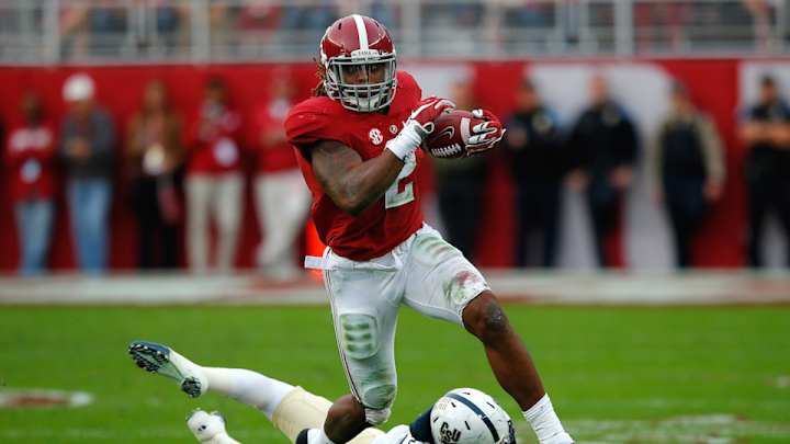 Alabama RB Derrick Henry now school’s single-season rushing leader Alabama RB Derrick Henry now school’s single-season rushing leader