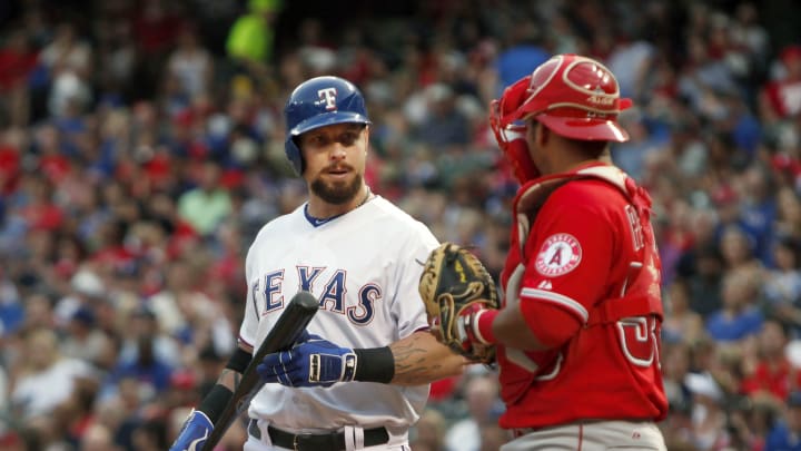 Angels win 8-2 in 1st game vs. Texas since trading Hamilton