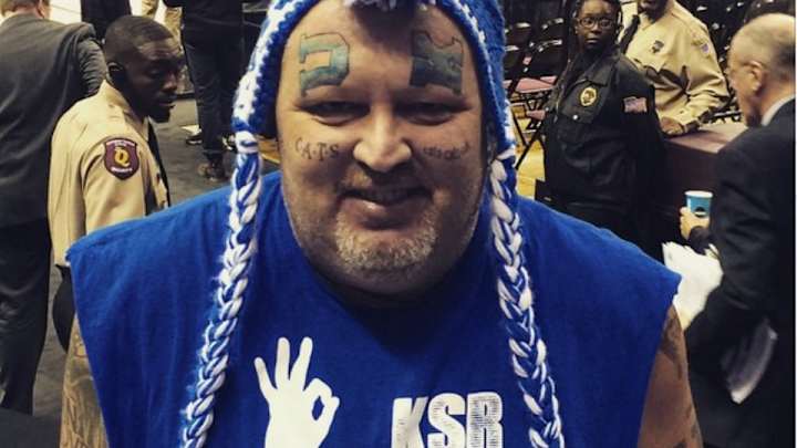 Kentucky fan shows his Big Blue love with face tattoos
