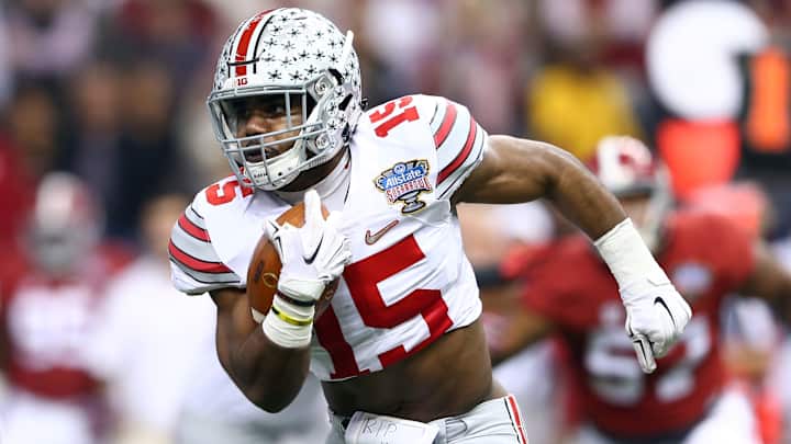 Ezekiel Elliott, Dak Prescott listed as betting favorites for Heisman