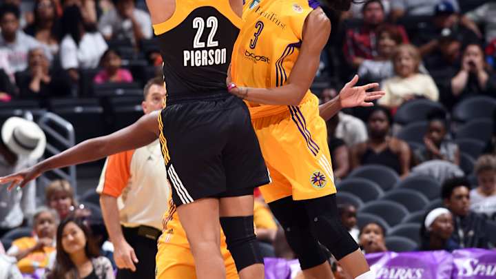 Sparks win 4th straight for 1st time since 2013