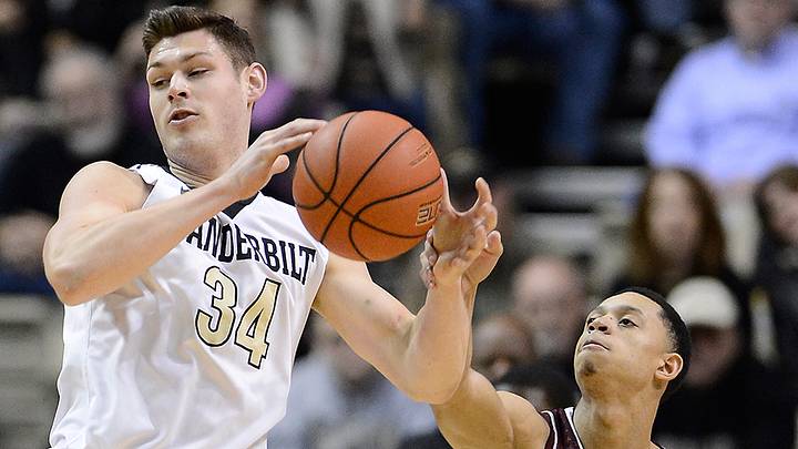 Three Vanderbilt players recovering from concussions Three Vanderbilt players recovering from concussions
