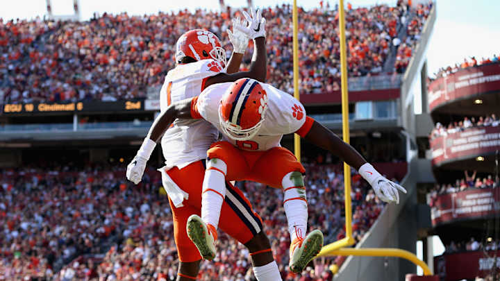 Clemson, Alabama, Oklahoma, Iowa lead College Football Playoff rankings Clemson, Alabama, Oklahoma, Iowa lead College Football Playoff rankings