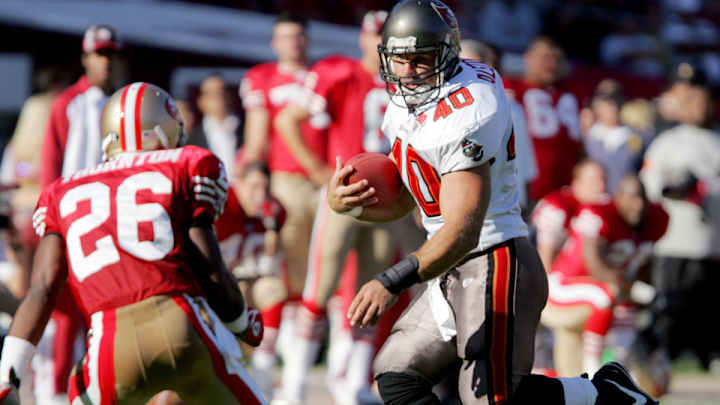 Buccaneers to enshrine Mike Alstott, Doug Williams in Ring of Honor Buccaneers to enshrine Mike Alstott, Doug Williams in Ring of Honor