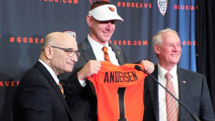 Oregon State's Gary Andersen left Wisconsin due to admissions criteria Oregon State's Gary Andersen left Wisconsin due to admissions criteria