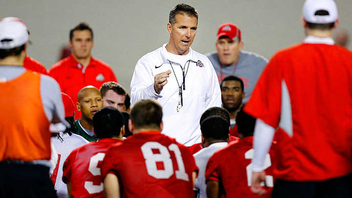 #DearAndy: How different will college football look 10 years in future?