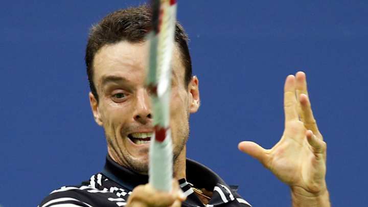 No. 1 Djokovic outlasts Bautista Agut, into US Open quarters