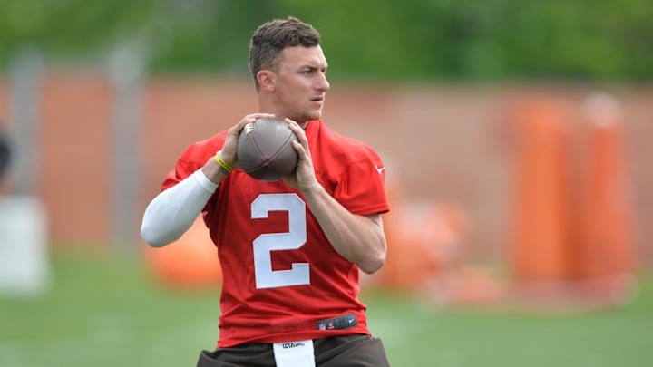 Johnny Manziel has run-in with fan at Nelson golf tournament