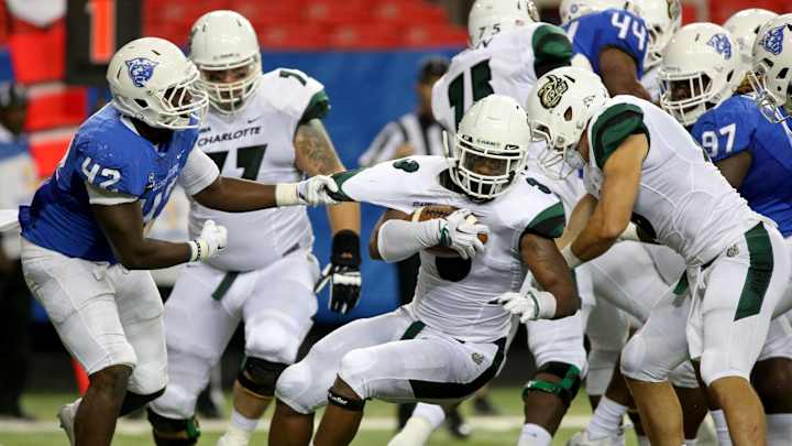 Charlotte holds off Georgia State 23-20 in FBS debut