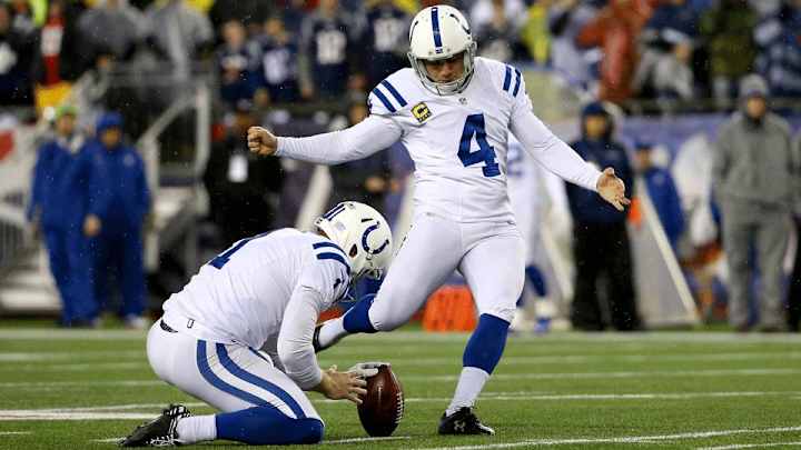Adam Vinatieri believes narrower goal posts will be unfair to kickers