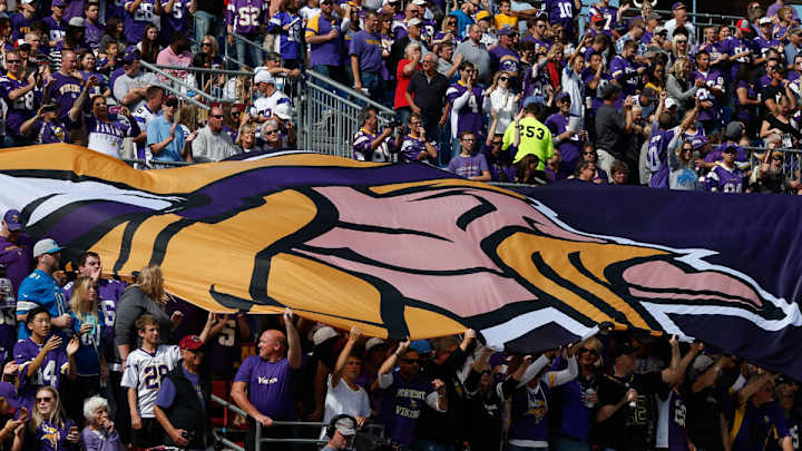 Watch Chargers vs Vikings: Game time, live stream, TV coverage