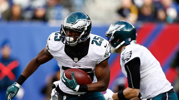Report: Eagles RB LeSean McCoy may be asked to take pay cut