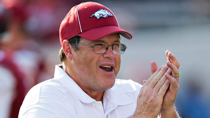 Pitt hires veteran Jim Chaney as offensive coordinator