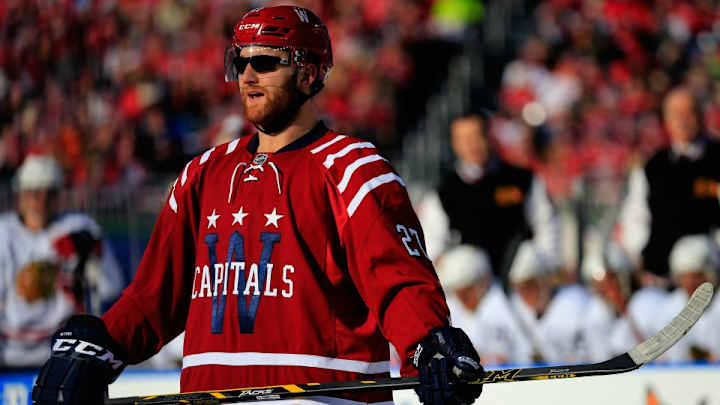 Capitals' Karl Alzner wore sunglasses during Winter Classic Capitals' Karl Alzner wore sunglasses during Winter Classic