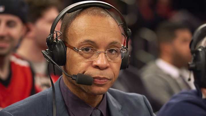 Gus Johnson: No regrets over foray into soccer broadcasting Gus Johnson: No regrets over foray into soccer broadcasting