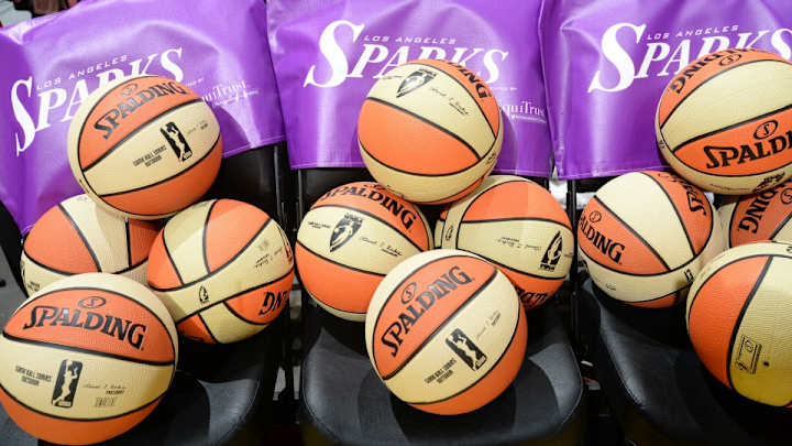 This 6-year-old girl has way better handles than you