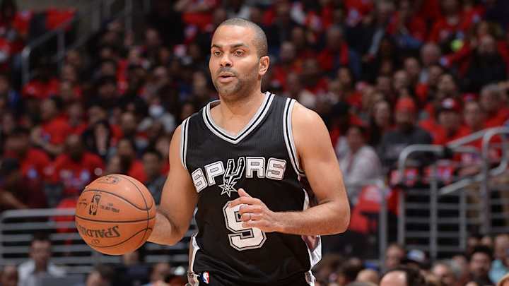 Spurs guard Tony Parker cleared to play Game 3 vs. Clippers