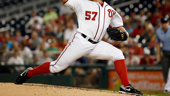 Marlins rough up Roark, defeat Nationals 6-4