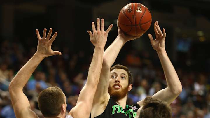 Ex-Notre Dame C Garrick Sherman lashes out at NCAA on Twitter