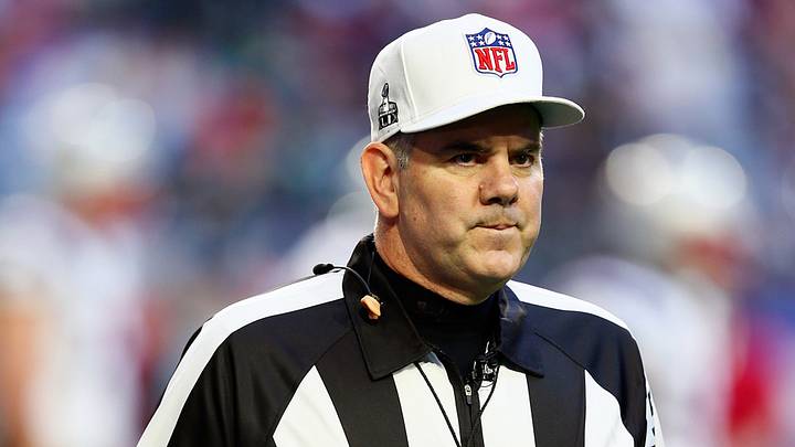 Officials make controversial call on opening drive of Super Bowl XLIX