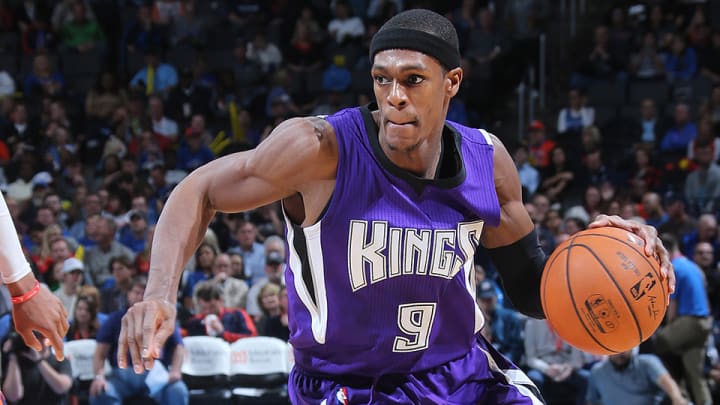 Watch: Kings’ Rajon Rondo makes slick behind-the-back bounce pass