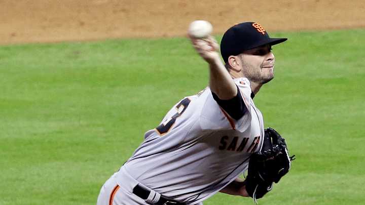 Heston throws 2-hitter, Giants beat Astros 8-1