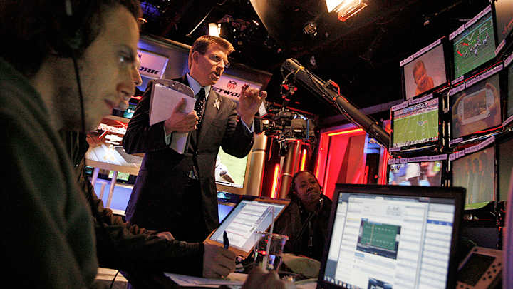 SI Media Podcast: Featuring Scott Hanson, host of NFL RedZone SI Media Podcast: Featuring Scott Hanson, host of NFL RedZone