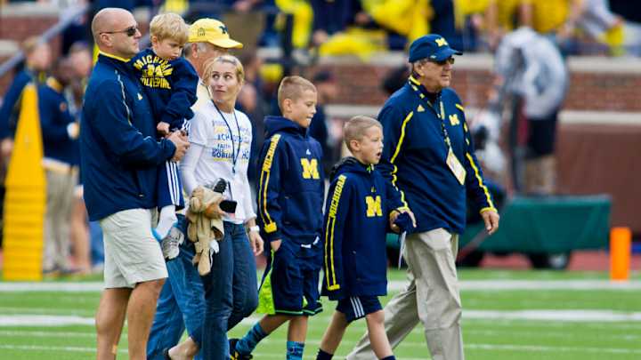 Ohio St., Michigan St. to honor former coach Lloyd Carr’s sick grandson