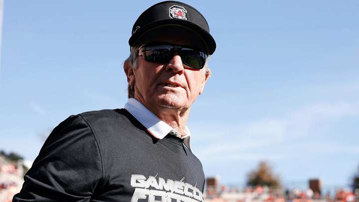 Steve Spurrier considered retiring after 2014 season
