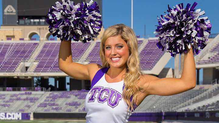 Weekend Hot Clicks: Brad Paisley upset at FIFA; TCU's Jordan is LLOD