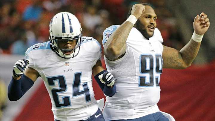 Titans defense struggles early just like rookie QB Mariota Titans defense struggles early just like rookie QB Mariota