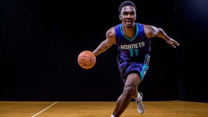 Hornets forward Noah Vonleh did a Zumba class with high school kids