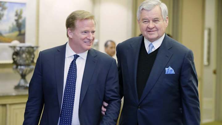 Goodell asks competition committee to look at officiating