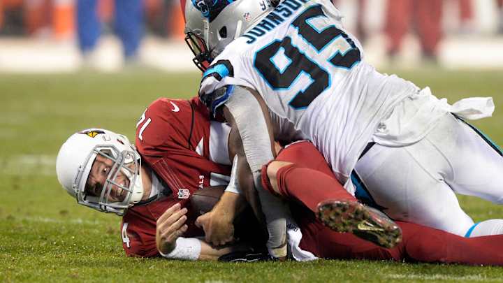 Cardinals gain fewest yards in NFL playoff history vs. Panthers