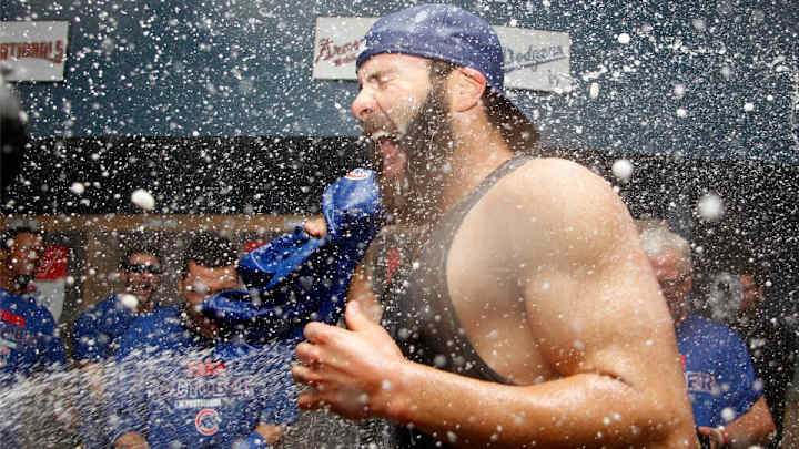 Jake Arrieta’s son poured champagne on his dad’s head Jake Arrieta’s son poured champagne on his dad’s head