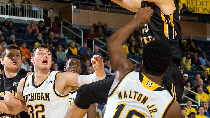 Michigan coasts past Northern Kentucky 77-62 Michigan coasts past Northern Kentucky 77-62