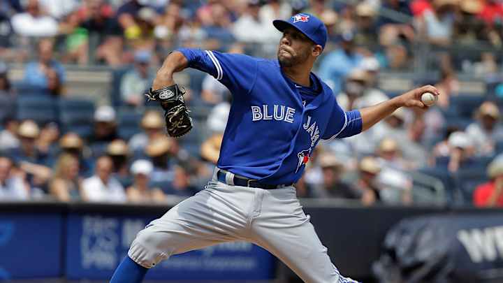 Price, Smoak lead Blue Jays over Yankees for 7th win in row
