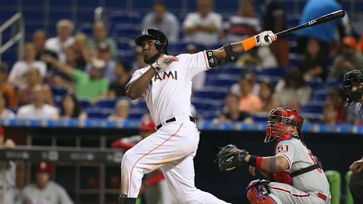 Watch: Marlins CF Marcell Ozuna homers off top of foul pole Watch: Marlins CF Marcell Ozuna homers off top of foul pole