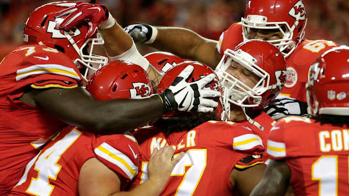 Chiefs hold off Seahawks 14-13 in second preseason game Chiefs hold off Seahawks 14-13 in second preseason game