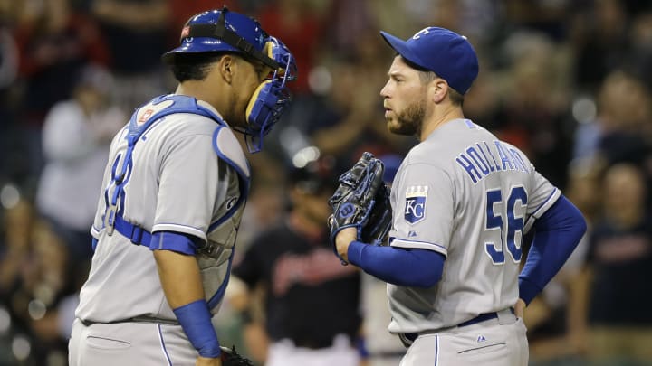 Davis replaces Holland as Royals closer