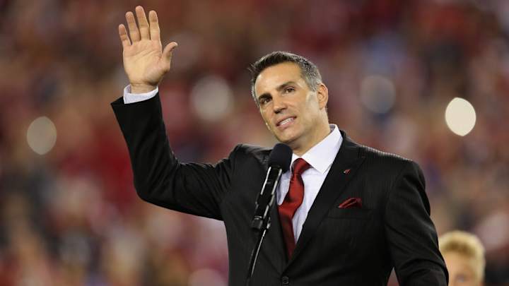 Report: Kurt Warner named offensive coordinator at Arizona high school
