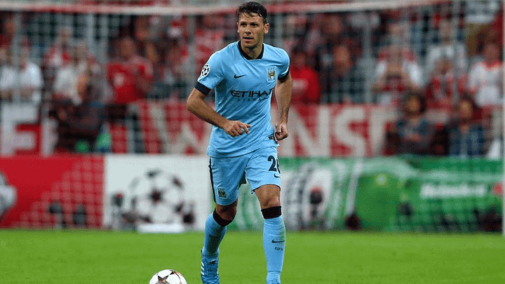 Martin Demichelis signs extension with Manchester City