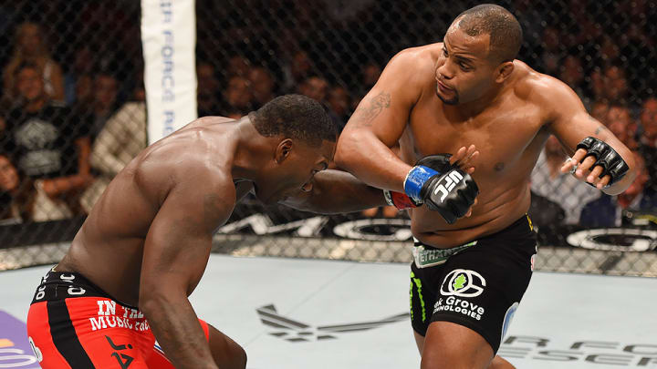 Words speak as loud as actions for UFC 187 winners Cormier, Weidman Words speak as loud as actions for UFC 187 winners Cormier, Weidman