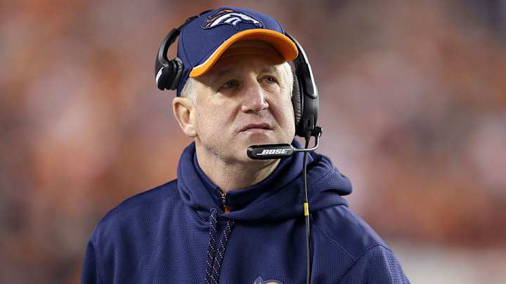 Bears introduce John Fox as new head coach