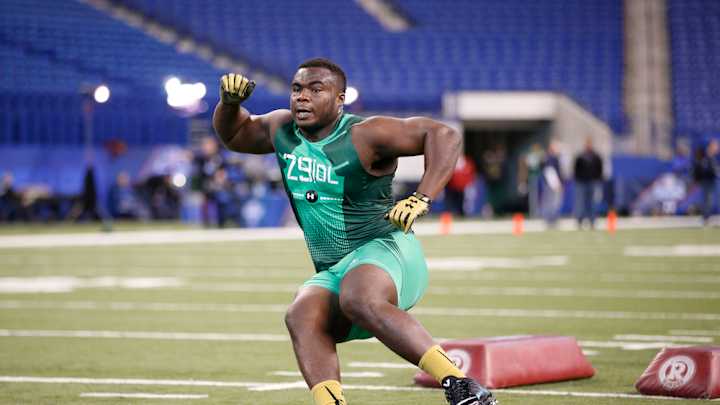 Falcons' draft pick Grady Jarrett's house catches fire during NFL draft Falcons' draft pick Grady Jarrett's house catches fire during NFL draft